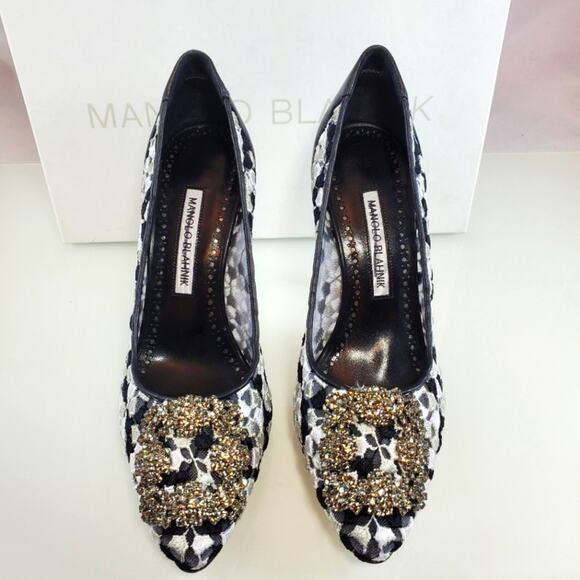 NIB$1095 Manolo Blahnik Hangisi 105 Satin Lace Embellished Jewel Pumps 36.5 6.5 - Picture 9 of 15